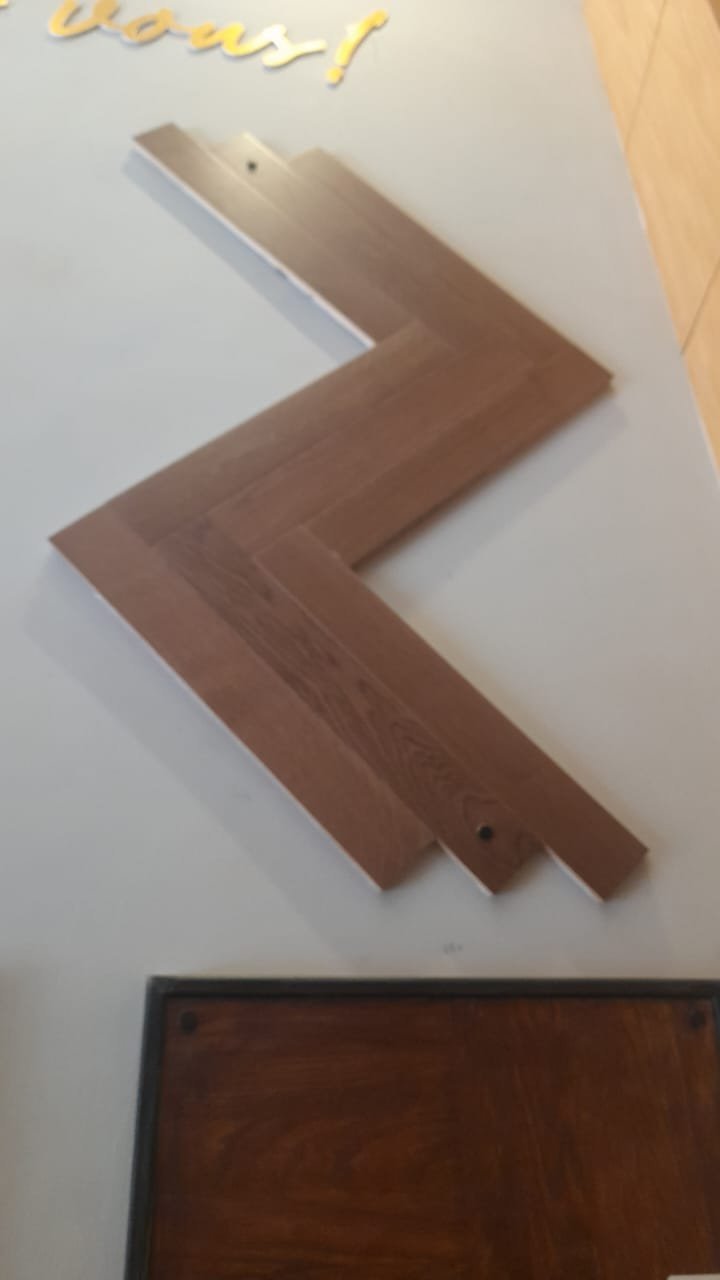 Détail de coupe en chevron